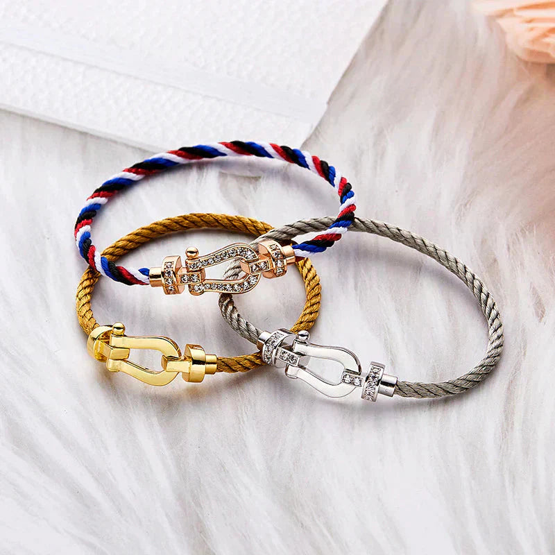 GlowFORCE LARGE HORSESHOE NO DIAMOND BRACELET GOLD