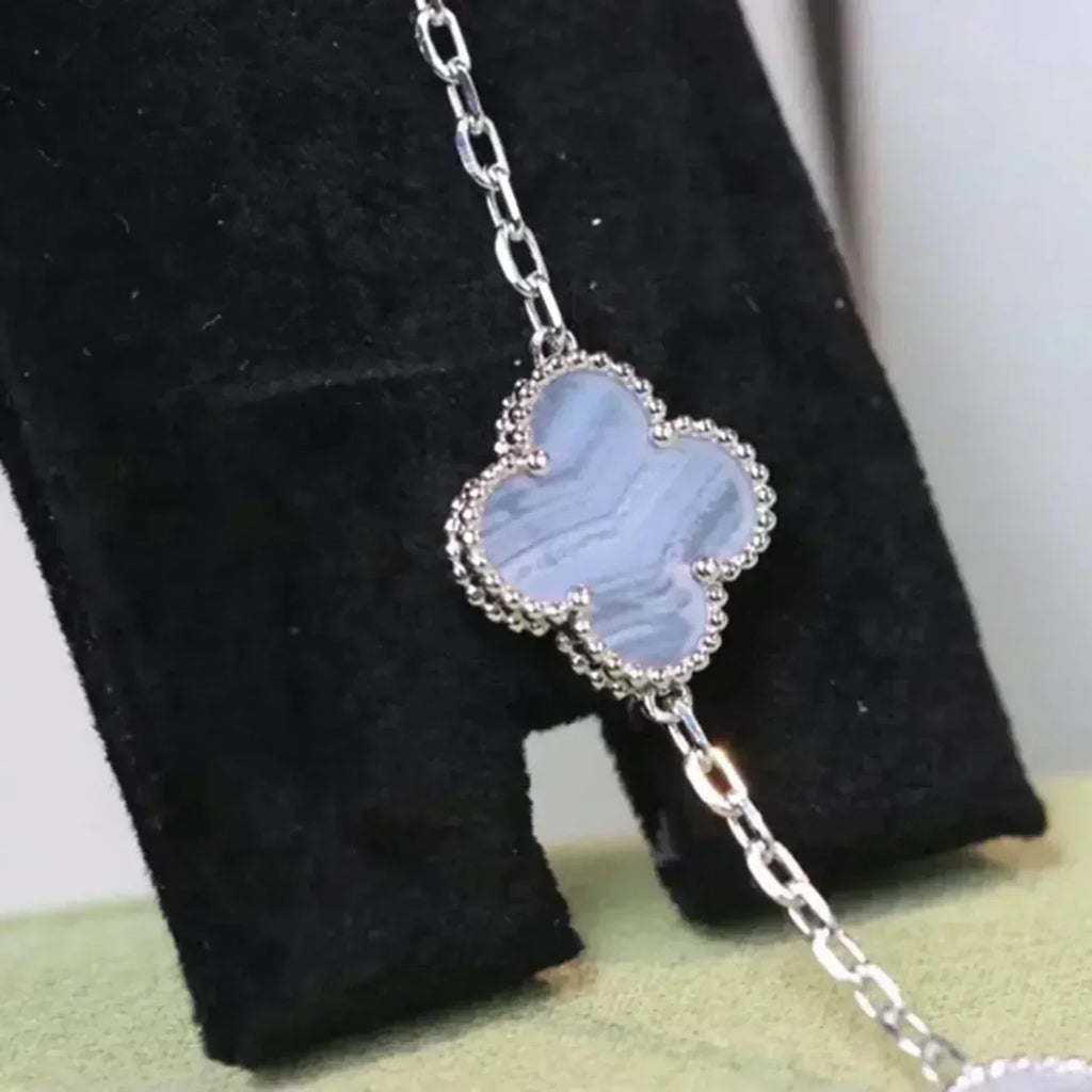 [Glow Jewelry] CLOVER 5 MOTIF PURPLE CHALCEDONY BRACELET COLLECTION