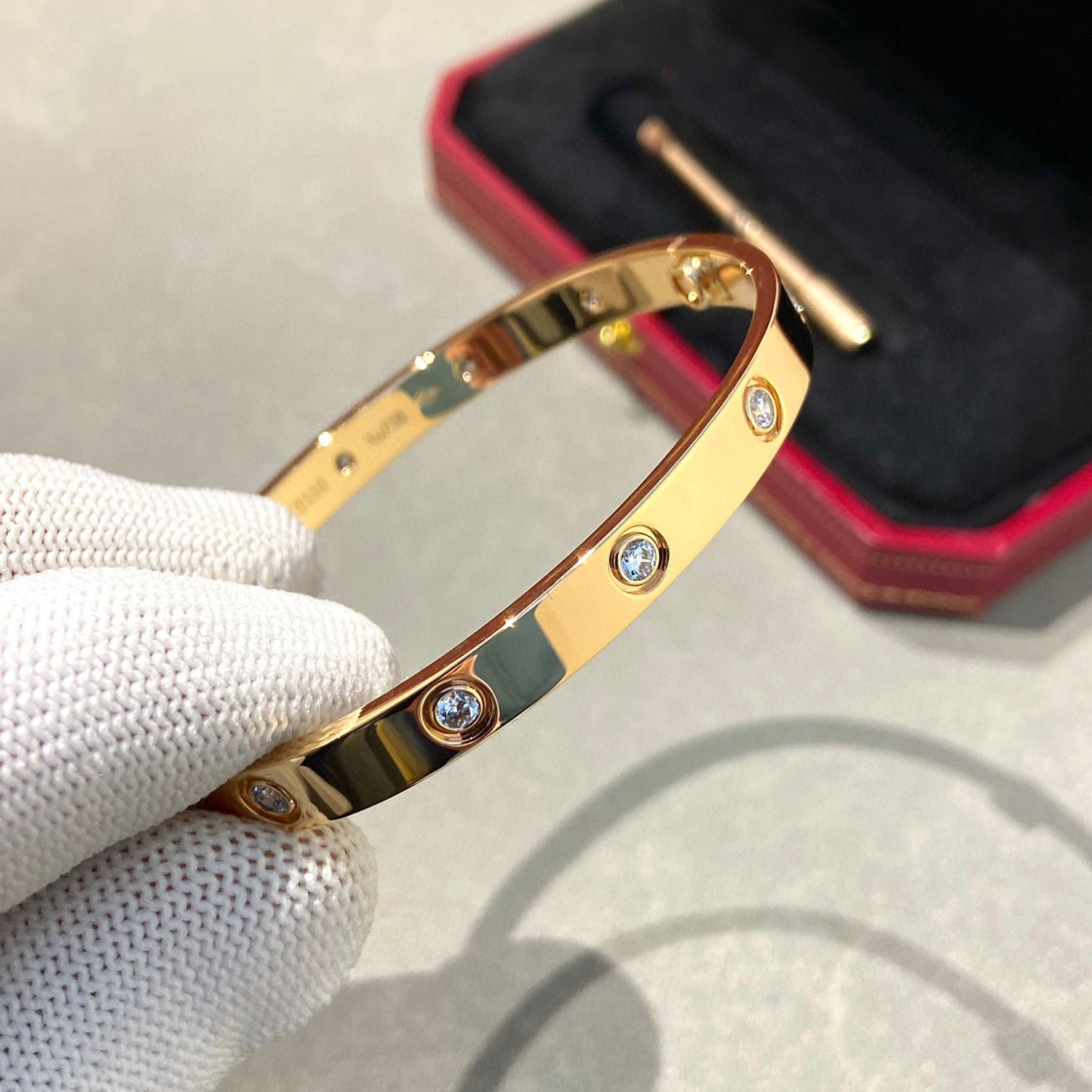 GlowLOVE BRACELET 6.1MM 10 DIAMONDS