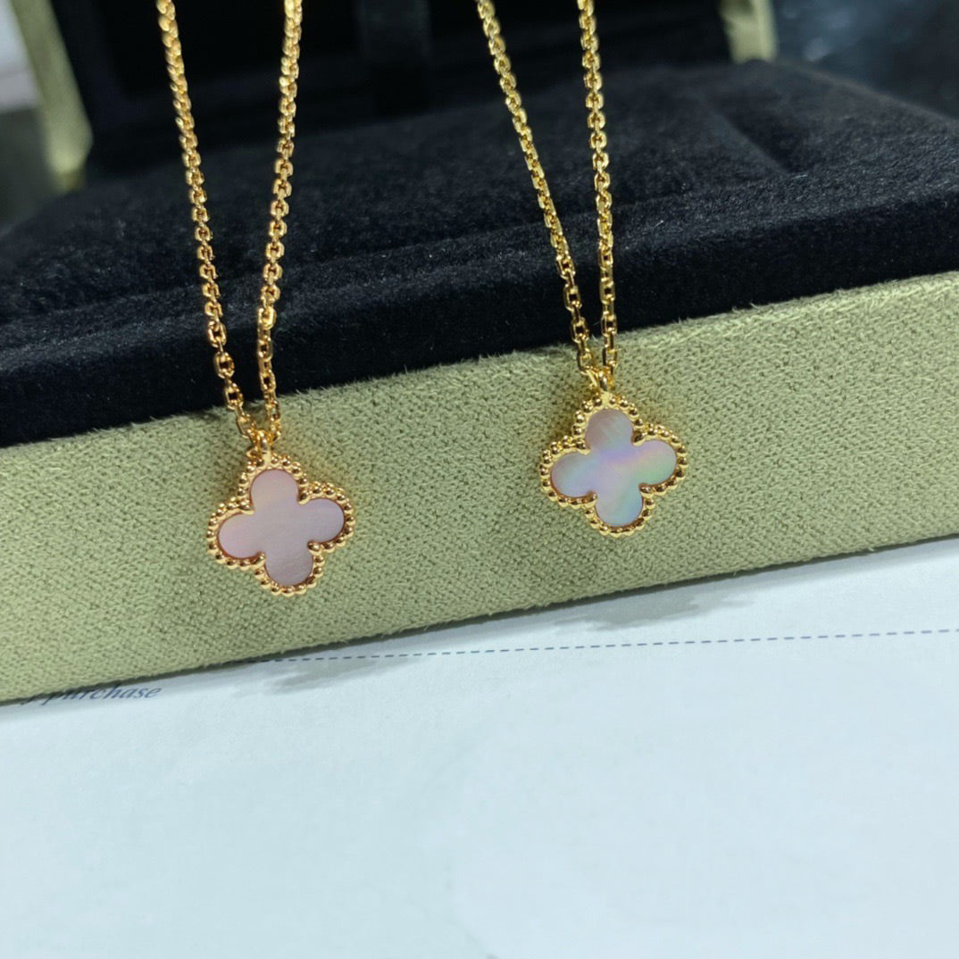¡®Glow¡¯CLOVER 15MM PINK MOTHER-OF-PEARL SINGLE FLOWER NECKLACE
