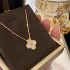 ¡®Glow¡¯CLOVER 15MM DIAMOND SINGLE FLOWER NECKLACE