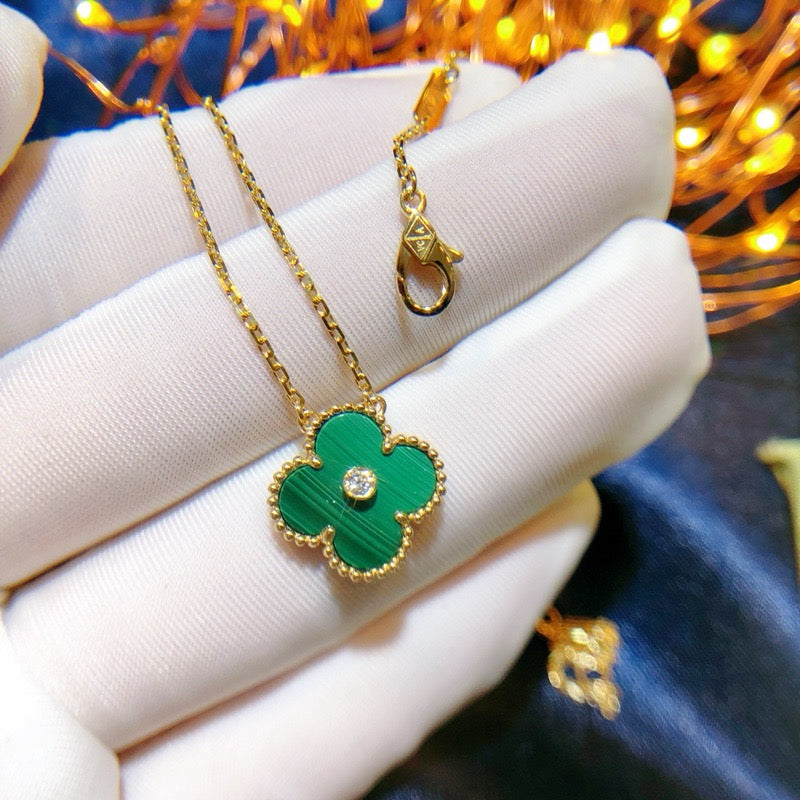¡®Glow¡¯CLOVER 15MM DIAMOND TURQUOISE NECKLACE