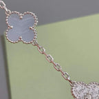 [Glow Jewelry] CLOVER 5 MOTIF PURPLE CHALCEDONY BRACELET COLLECTION