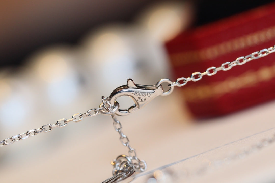 GlowDAMOUR DIAMOND NECKLACE