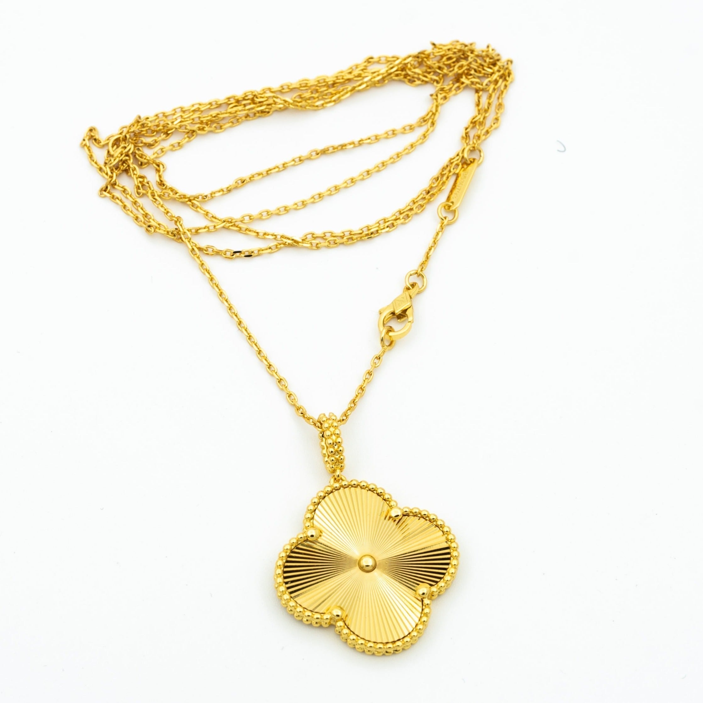 ¡®Glow¡¯CLOVER 25MM PEDANT NECKLACE GOLD