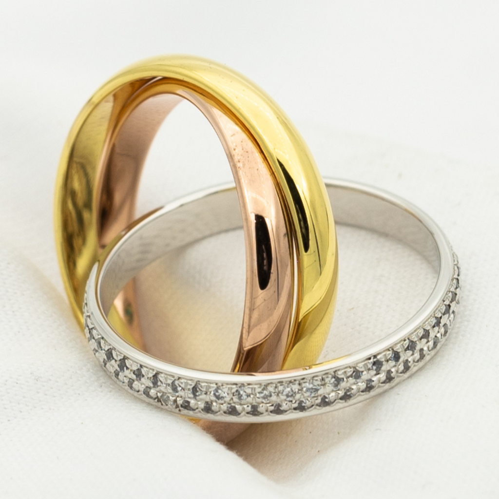 GlowTRINITY RING GOLD PINK GOLD SILVER DIAMONDS
