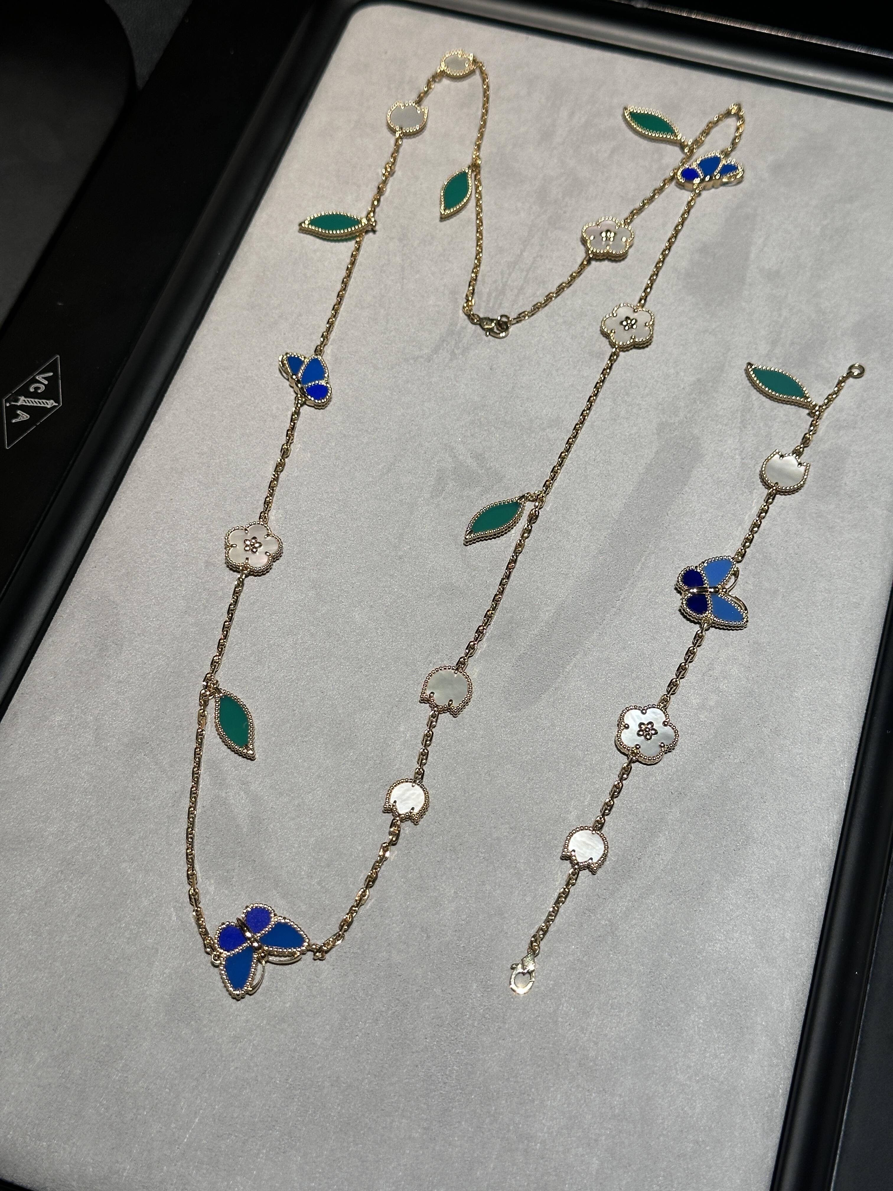 [Glow] 26 NEW CLOVER 15 MOTIFS LUCKY NECKLACE