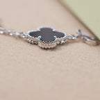 [Glow Jewelry] CLOVER 5 MOTIF ONYXS BRACELET COLLECTION