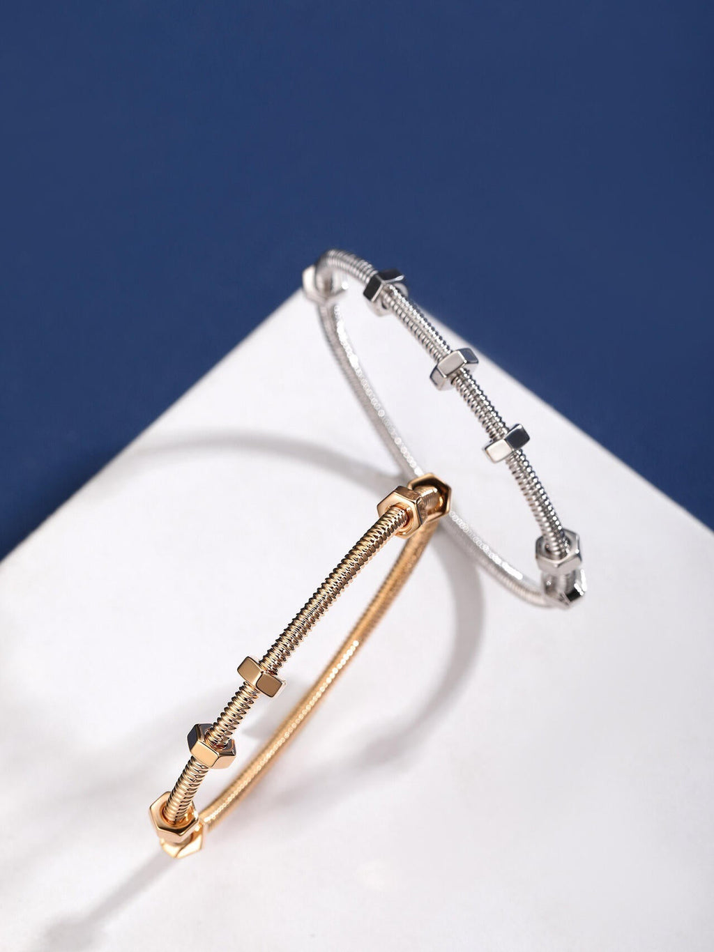 [Glow]CT THREADED BRACELET