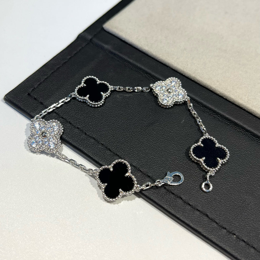 [Glow]New  CLOVER 5 MOTIF ONYXS BRACELET COLLECTION