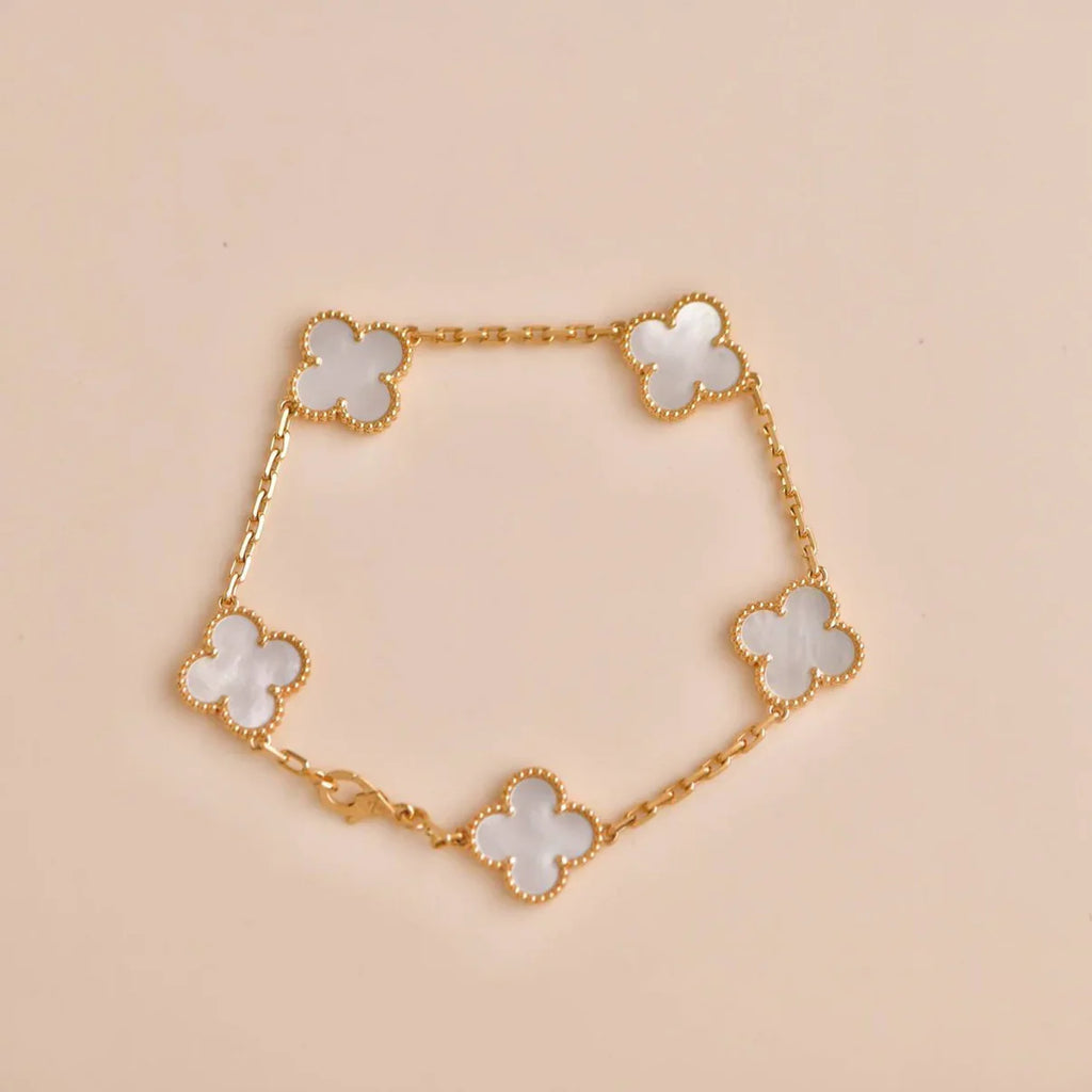 [Glow Jewelry]CLOVER WHITE PEARL MOP 5 MOTIF BRACELET COLLECTION
