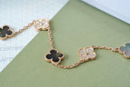 [Glow]New  CLOVER 5 MOTIF GRAY MOP BRACELET COLLECTION
