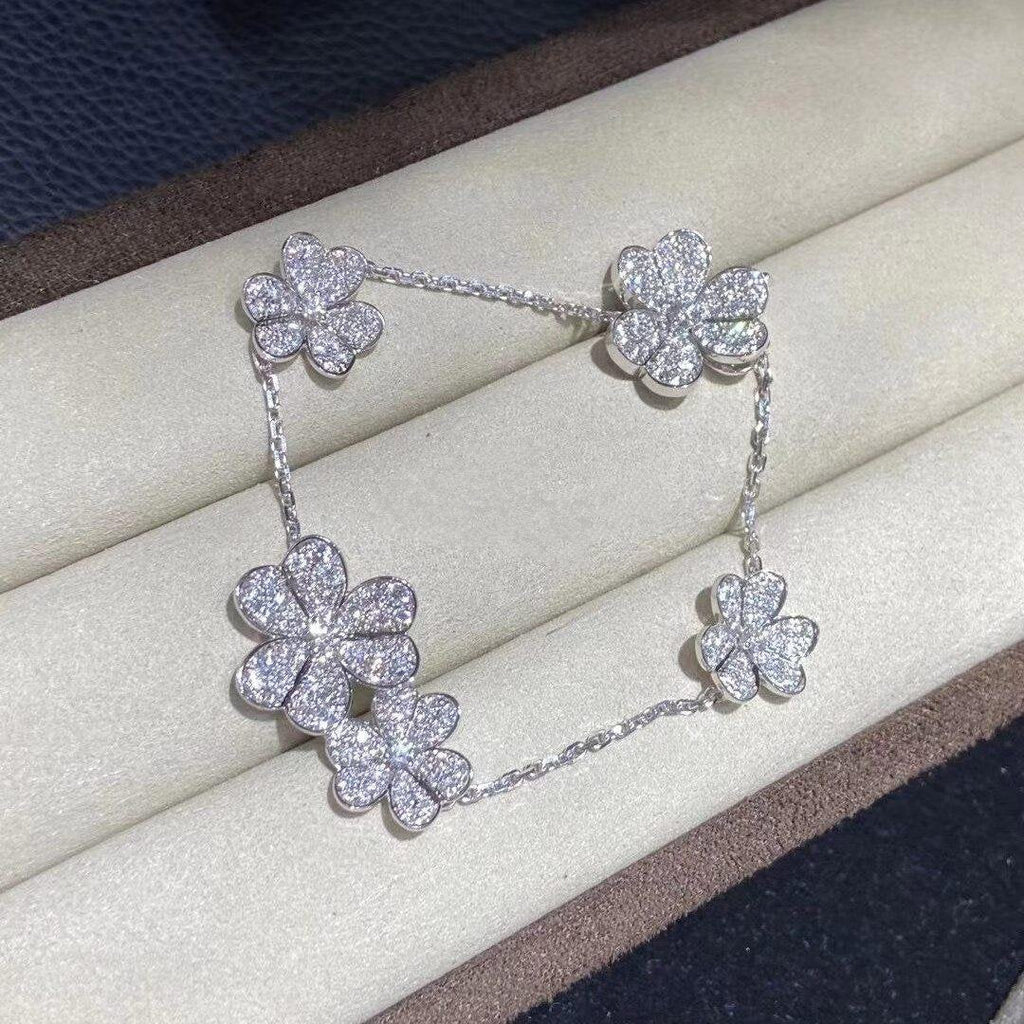 ¡®Glow¡¯FRIVOLE SILVER 5 FLOWERS BRACELET
