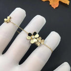 ¡®Glow¡¯FRIVOLE GOLD 5 FLOWERS BRACELET