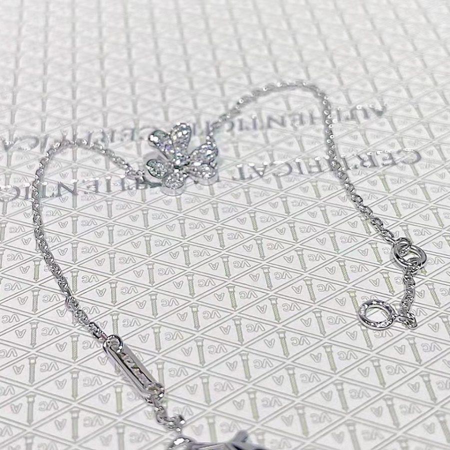 ¡®Glow¡¯FRIVOLE SILVER FLOWER DIAMOND BRACELET
