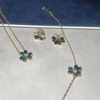 ¡®Glow¡¯FRIVOLE  FLOWER MALACHITE EARRINGS