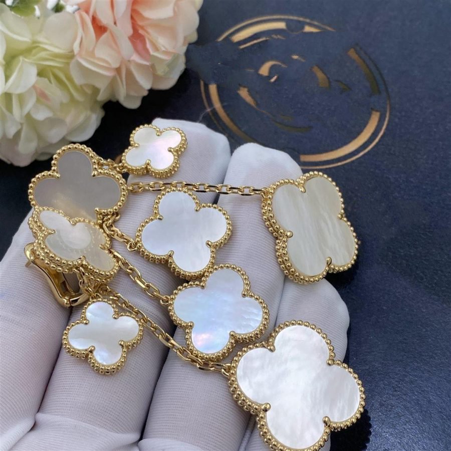 ¡®Glow¡¯CLOVER EARRINGS WHITE MOP 4 MOTIFS GOLD