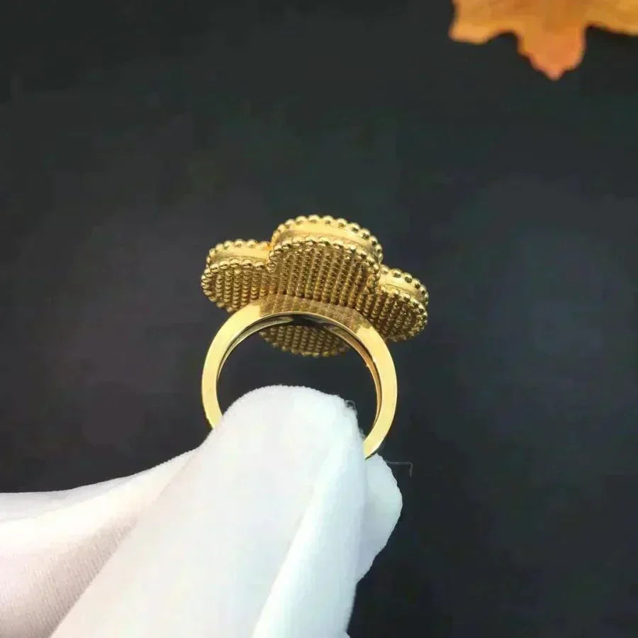 ¡®Glow¡¯CLOVER MALACHITE RING