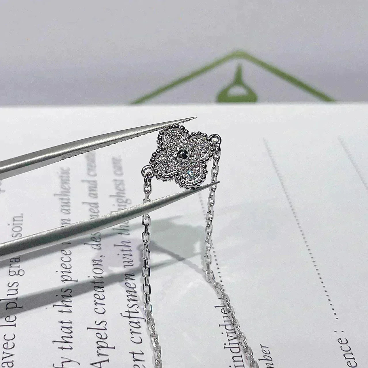¡®Glow¡¯CLOVER  SINGLE FLOWER BRACELET SILVER
