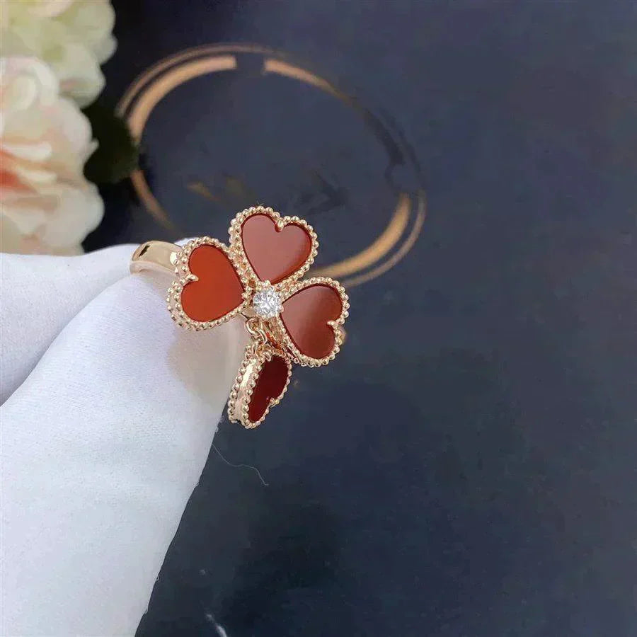 ¡®Glow¡¯SWEET CLOVER CARNELIAN RING