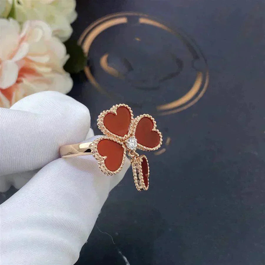 ¡®Glow¡¯SWEET CLOVER CARNELIAN RING